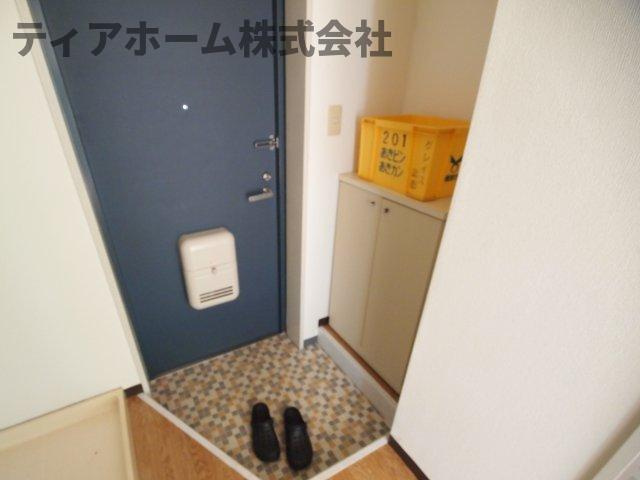 グレイス神宮西口の玄関|きれいな玄関です