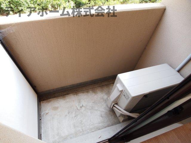 グレイス神宮西口のバルコニー|落ち着いた時間を過ごせるバルコニーです