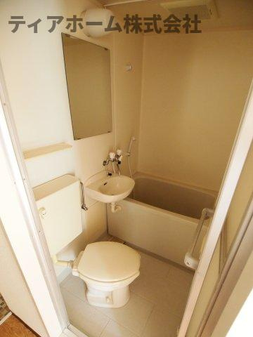 グレイス神宮西口の洗面所|スペースが確保できる洗面所です