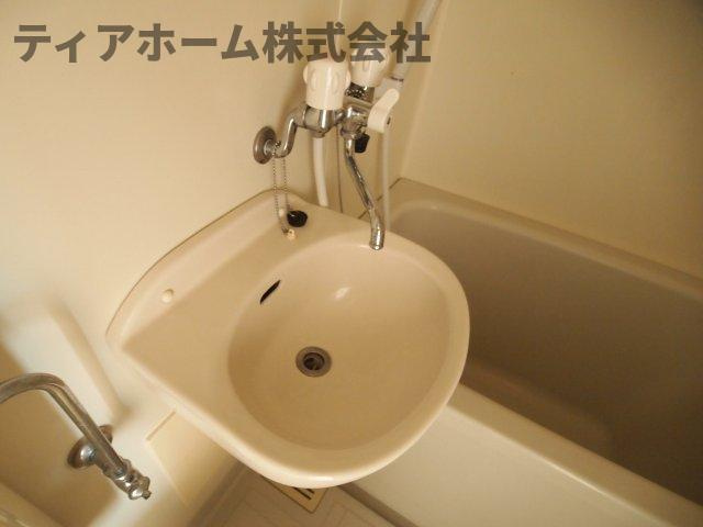 グレイス神宮西口の独立洗面台|独立洗面台です