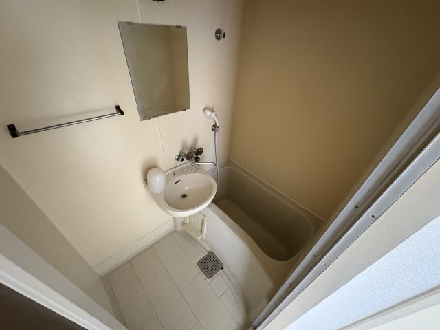 メゾンピアＹＵＫＹＵの浴室