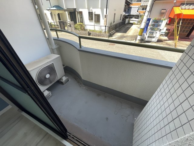 メゾンUQのバルコニー