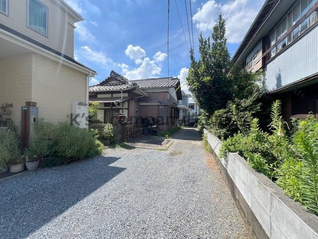 ◎高座郡寒川町一之宮2丁目　売地の前面道路含む現地写真|2024.8.15撮影