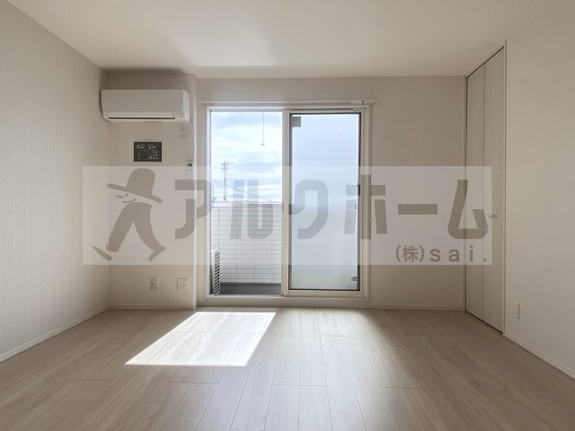 ドエルエミネンス輝の居間・リビング