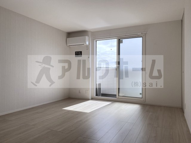 ドエルエミネンス輝の居間・リビング