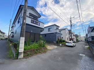 【前面道路含む現地写真】