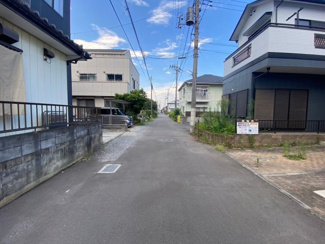 【前面道路含む現地写真】