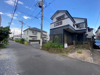 【前面道路含む現地写真】