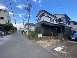 【前面道路含む現地写真】