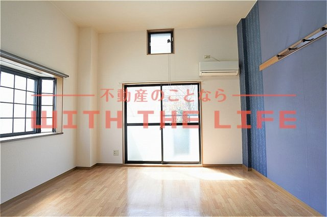 グランベール櫛原【キャッシュバック対象物件】の居間・リビング|ゆったりとしたリビングです