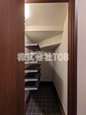 【その他】 | アヴェニール烏山 | シューズクローク※完成前の撮影※