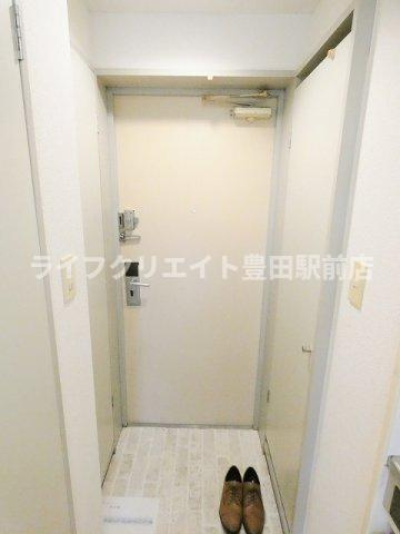 ソフィアステージ豊田の玄関