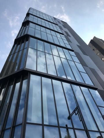 AIBA SHIMBASHI TOWER（愛場新橋タワー）の外観