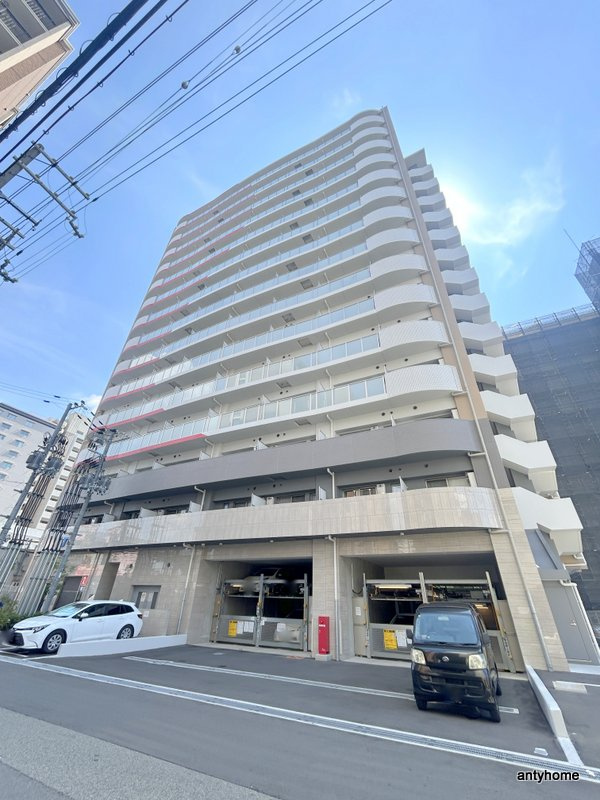 セレニテ江坂グランデ　仲介手数料無料の外観
