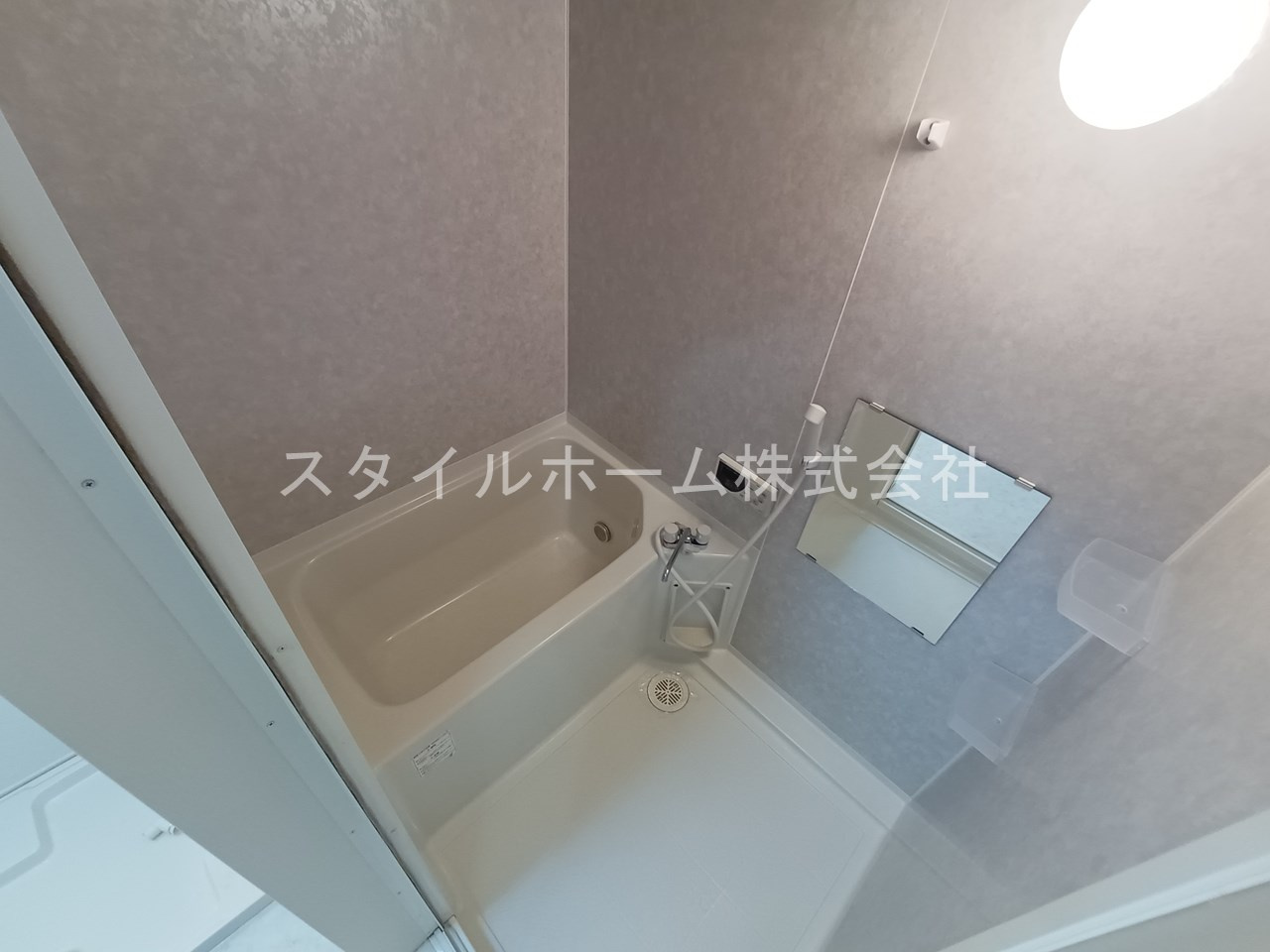メゾンドユウゼンの浴室