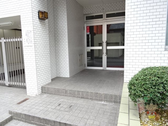 シャトレーしょうこうのエントランス