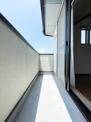 ハイツ夷山のバルコニー
