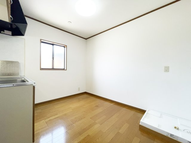 ハイツ夷山の居間・リビング