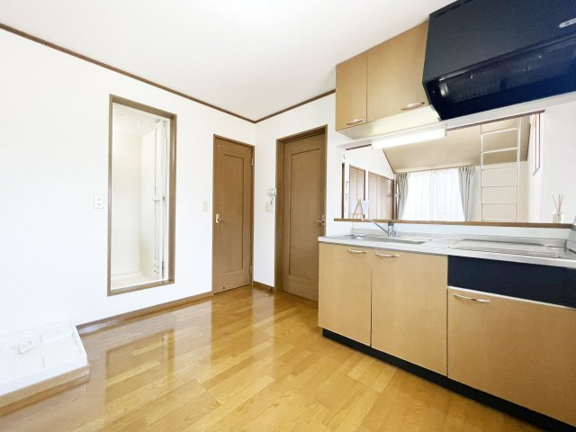 ハイツ夷山の居間・リビング