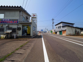 【前面道路含む現地写真】