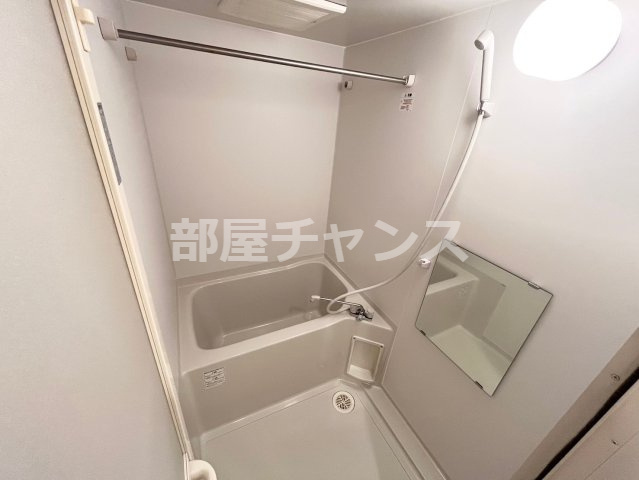 ラ・ルーシュ泉の浴室