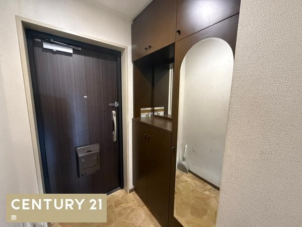 サンライズマンション岩出7の玄関