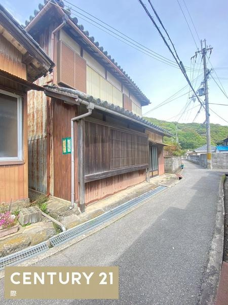 和歌山市加太の売地の前面道路含む現地写真