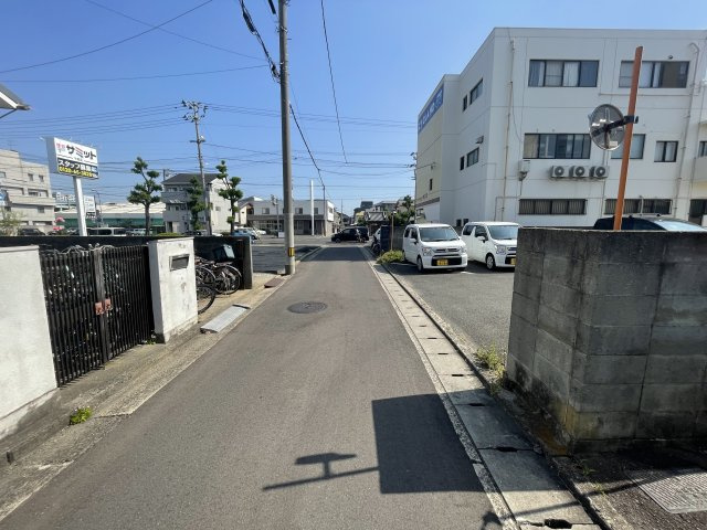 今里町　土地の前面道路含む現地写真