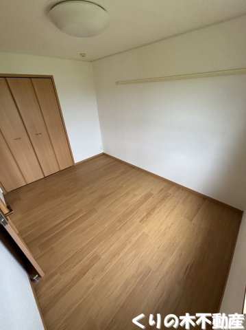 【寝室】 | ラ　シャンテ | スタンダードな洋室です