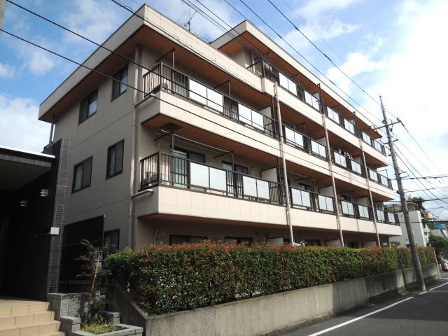 ヴィラエスポワールの外観|ファミリーにオススメ【ヴィラエスポワール】