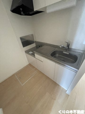 【キッチン】 | メイビオーラⅢ | 反転タイプのお部屋の写真です（現況を優先致します）