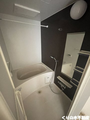 【浴室】 | メイビオーラⅢ | 反転タイプのお部屋の写真です（現況を優先致します）