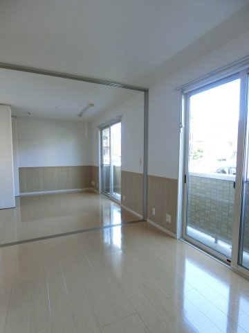 ルミエールＴの居間・リビング