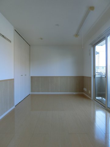 ルミエールＴの洋室