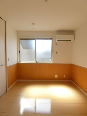 ルミエールＴの洋室