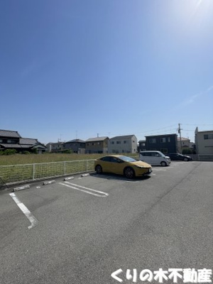 【駐車場】 | クレメンス | 駐車場があります