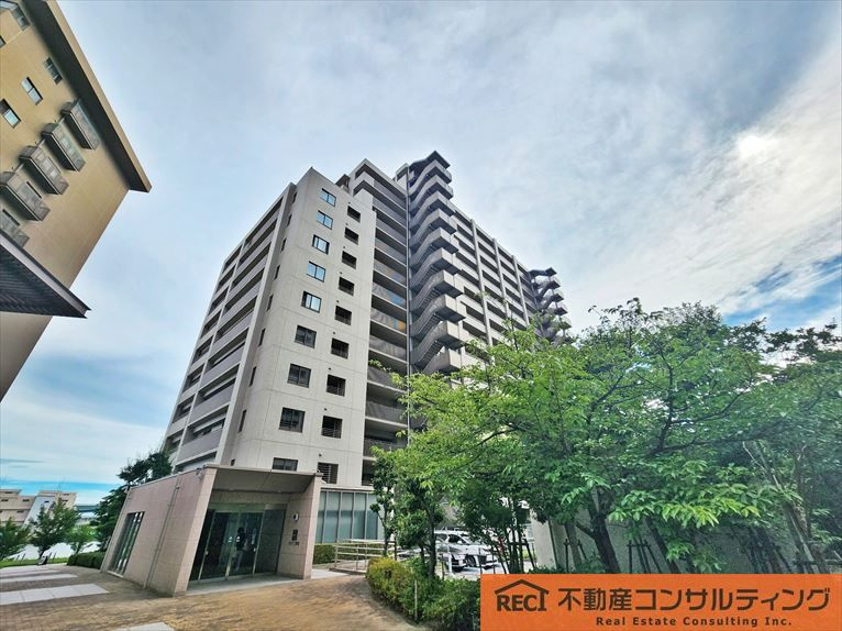 摩耶シーサイドプレイスウエスト3番館の外観