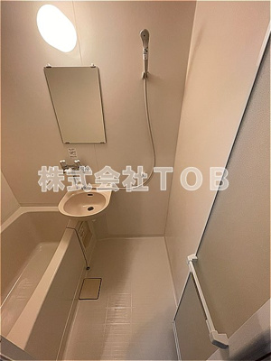 【洗面所】 | ドゥ・ベルジュール | ※別号室同間取り参考写真