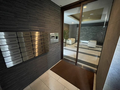 【エントランス】 | リシエス松崎町