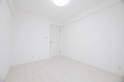 【洋室】 | シャトー川庄