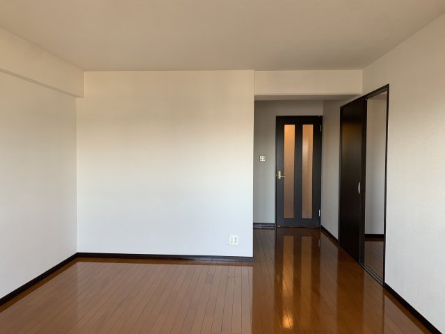 QM壱番館の居間・リビング|使いやすいリビングです