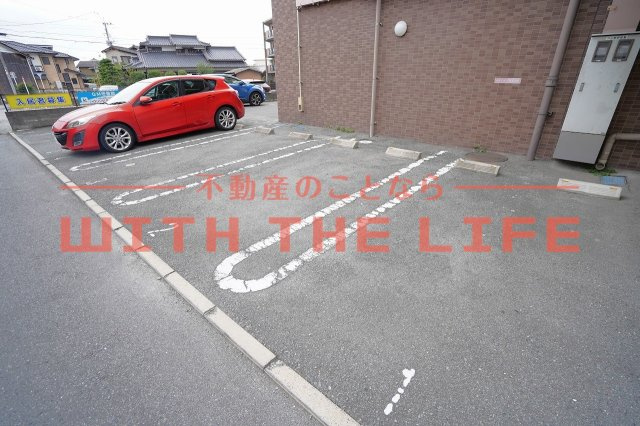 QM壱番館の駐車場|カースペースがあります