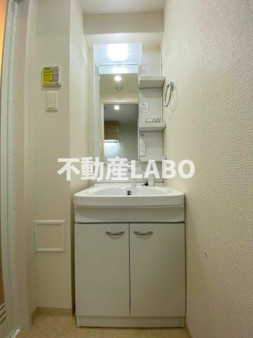 Vita弁天町の洗面所