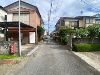 【前面道路含む現地写真】