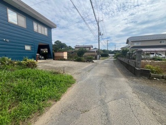 【前面道路含む現地写真】 | 東松山市下唐子　「つきのわ駅」徒歩20分　敷地163坪　【唐子小学区】