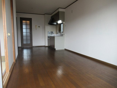 【居間・リビング】 | ステーブル八番（鴻池新田賃貸） | ゆったり過ごせるリビングです