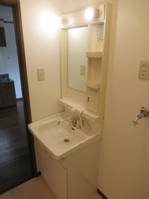 【洗面所】 | ステーブル八番（鴻池新田賃貸） | 忙しい朝には欠かせない洗面所です