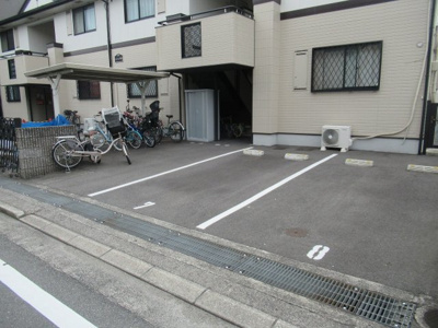 【駐車場】 | ステーブル八番（鴻池新田賃貸） | 駐車場完備です