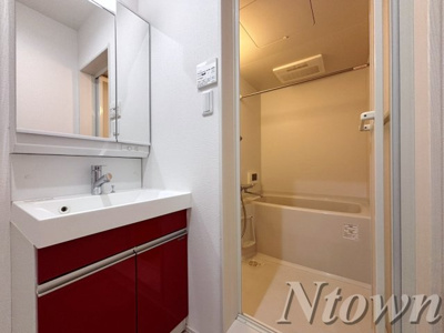 【洗面所】 | grandtic　Etincelle | ゆったりとスペースのある洗面所