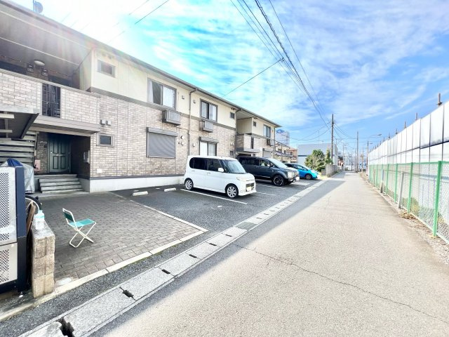 ディアコートの駐車場